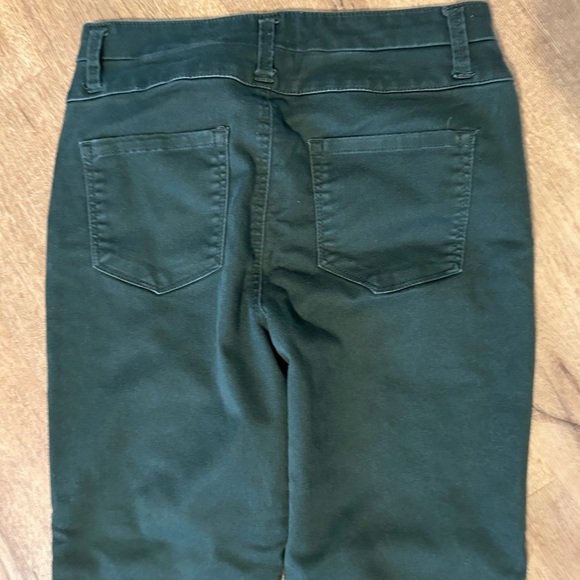 Sapphire Ink women’s forest green jeans spandex.  Size 7 inseam 25ish. - Picture 6 of 8